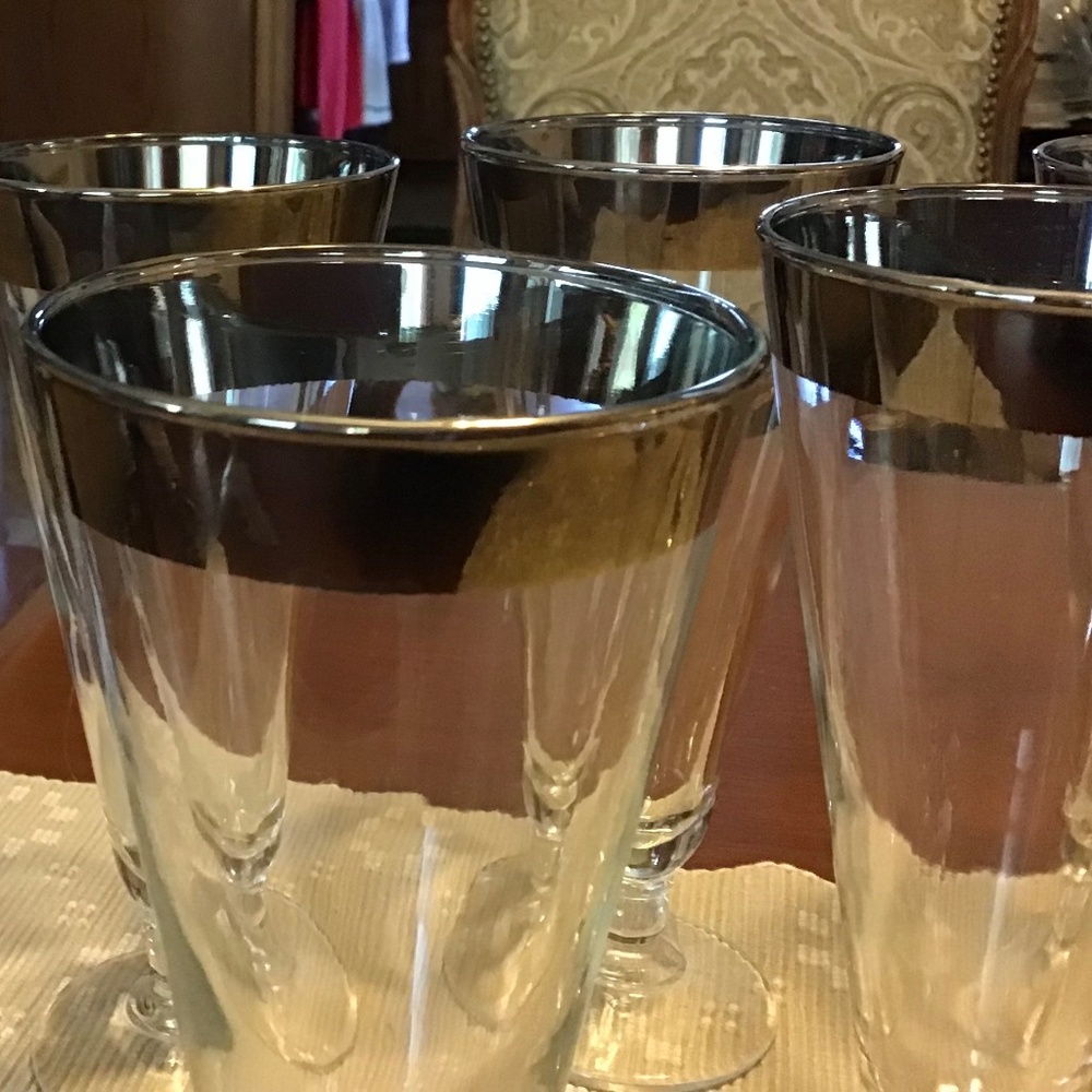 Vintage set of Silver Trim Pilsner Glasses Midcentury Barware - Picture 3 of 5